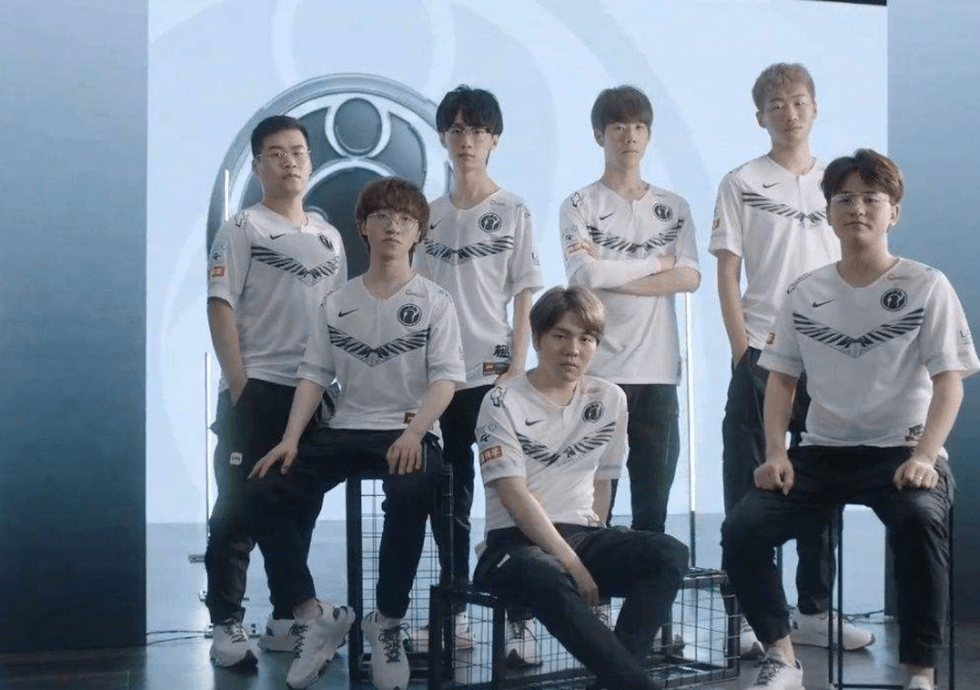 援的到来引 援的到来引