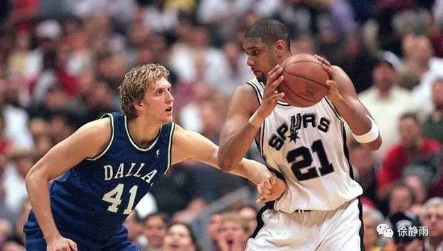 交媒体上获 交媒体上获