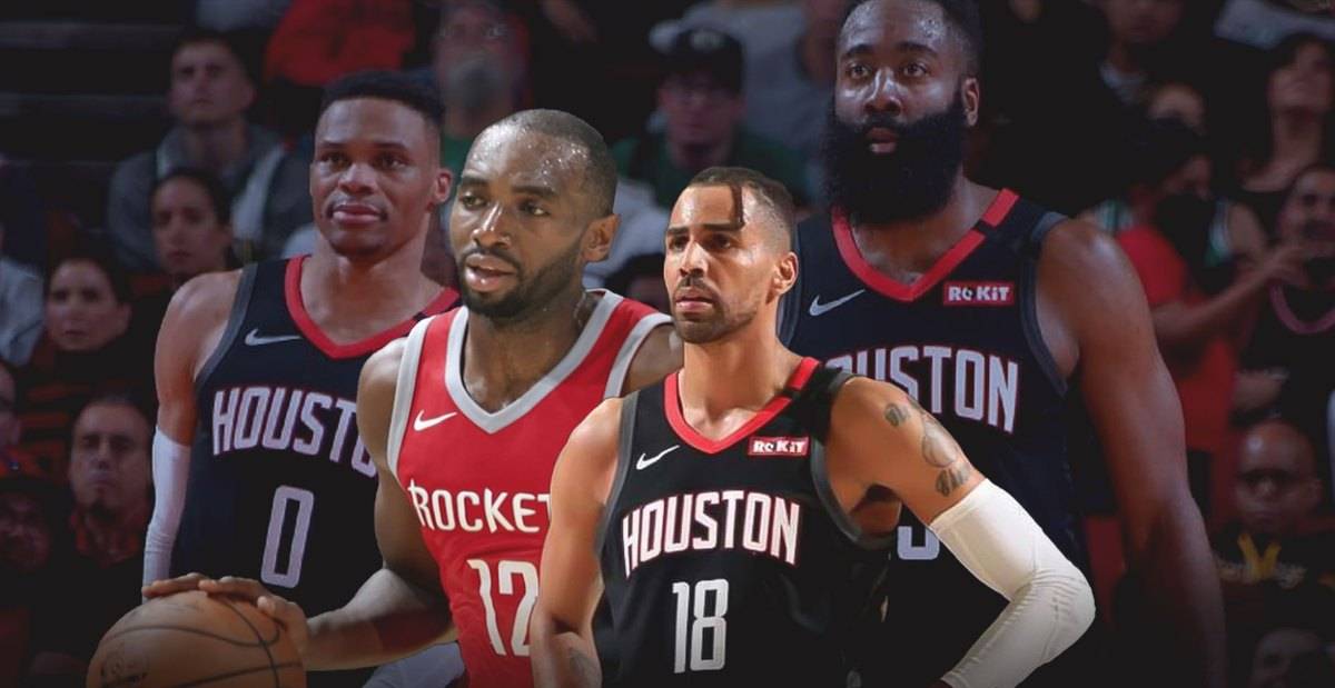 向守备重心 向守备重心